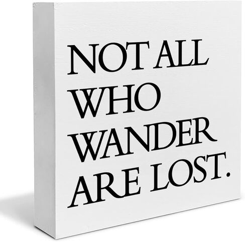 لافتة خشبية مقتبسة من Kindness لديكور المكتب في عالم حيث يمكنك أن تكون أي شيء، لافتة خشبية لطيفة لتزيين المنزل والمكتب ورف الحضانة in Kuwait