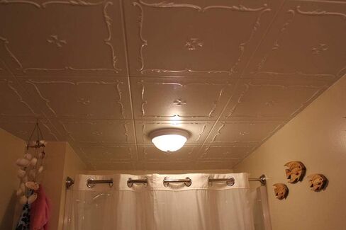 بلاط سقف لاصق من A La Maison Ceilings R05 Spring Buds Foam (21.6 قدم مربع/العلبة)، عبوة من 8 قطع، أبيض سادة in Kuwait