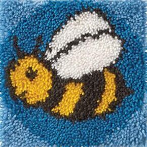 Small Latch Hook Kits Rug for Kids Beginner Bee Easy Latch Hook kit Tapertry Cushion Embroidery Craft Kits Cartoon DIY Latch Hook Kit Mat Canvas Hobby & Craft 30x30cm