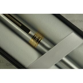 Cross Sheaffer 300 Brushed and polished Barrel with Gold Appointments Spring loaded and fluid clip Medium Point Rollerball Pen A great gift for any occasion.