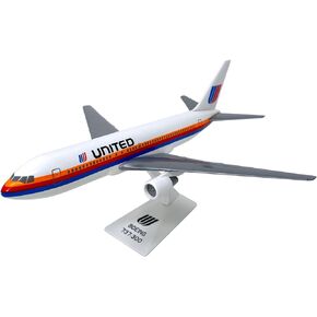 Flight Miniatures United (76-93) 767-200 1:200 Scale - Plastic Snap-Fit Model Airplane - Collectible Replica of United Airlines Aircraft - Part# ABO-76720H-002