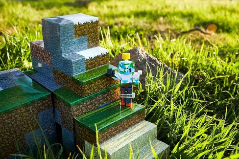 مجموعة ألعاب Mattel Minecraft Overworld Protector، إكسسوارات ومكعبات ورقية، إبداعية، مجموعة ألعاب بناء للأطفال من سن 6 سنوات فما فوق in Saudi Arabia