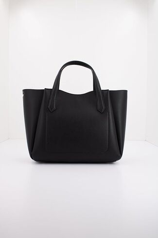 GUESS Iwona Girlfriend Satchel in Kuwait