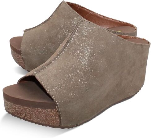VOLATILE Women's Carrier Wedge Sandal in Kuwait