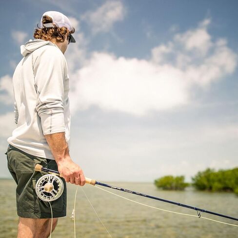 قضبان صيد الأسماك في تيمبل فورك in Kuwait