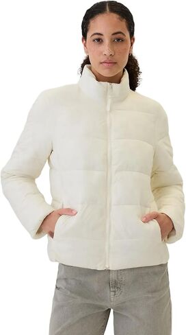 GAP Women's Logo Lightweight Puffer Jacket in Kuwait