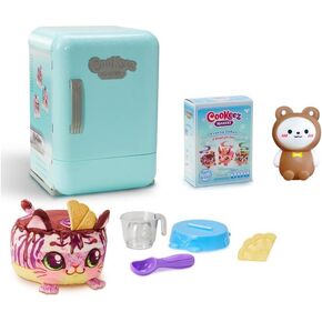 Cookeez Makery Freezy Cakez Fridge Playset Includes Shivering & Mystery Scented Interactive Plush Toy Bundled Gift Set