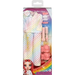Rainbow High Fashion Pack, Sleepover includes 1 Full PJ Outfit, Slippers, Jewelry and Play Accessories. Mix & Match with other packs to Create Tons of Fun Looks. Kids Toy Gift Ages 4-12 Years