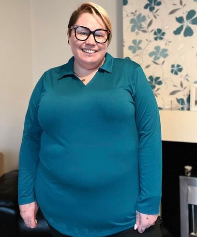 TIYOMI Plus Size Womens Polo Shirts Long Sleeve Collared Tops Business Casual V Neck Loose Fit T Shirt Work Blouse 1X-5X in Kuwait