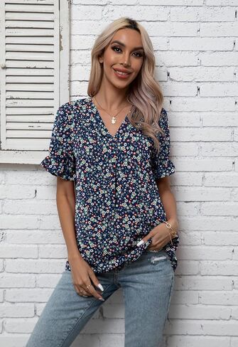 بلوزات نسائية من الشيفون كاجوال من LILBETTER برقبة على شكل حرف V وأكمام قصيرة، بلوزات صيفية للعمل المكتبي in Kuwait