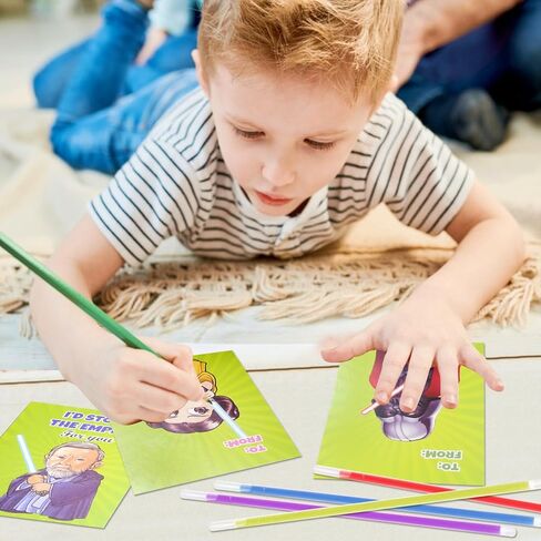 بطاقات عيد الحب للأطفال - 32 عبوة من أعواد النيون المتوهجة مع بطاقات عيد الحب للأطفال في الفصل الدراسي - بطاقات تبادل عيد الحب للأطفال في الفصل الدراسي، جائزة مدرسة عيد الحب، هدية لحفلة عيد الحب in Kuwait