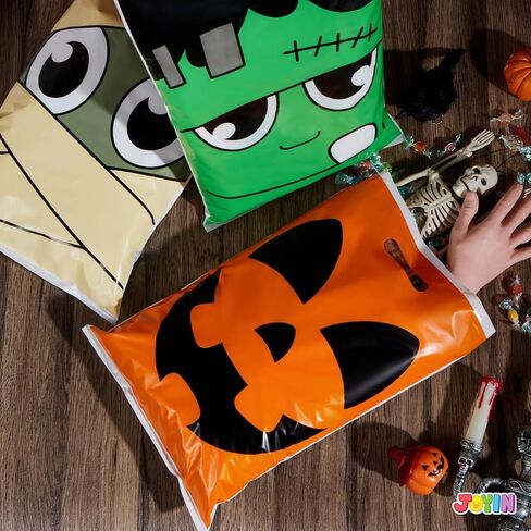 JOYIN 72 Pcs Halloween Goodie Bags for Trick-or-Treating, Halloween Snacks, Halloween Party Favors, Event Party Favor Supplies, Halloween Trick or Treat Bags, Classroom Goody Bags in Saudi Arabia