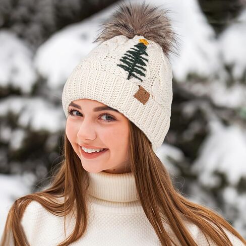 الشتاء عيد الميلاد بوم بوم قبعة صغيرة للنساء Pinetree قبعة مطرزة الدافئة قبعة متماسكة قبعة مع الصوف مبطن in Saudi Arabia