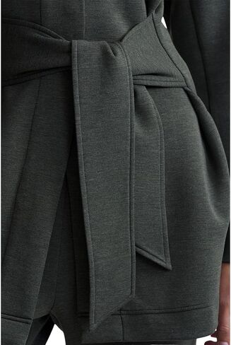 Varley Women's Anset Jacket in Kuwait
