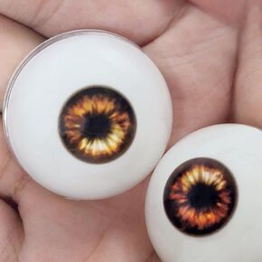 NOXOMALL Realistic Plastic Fake Eyes Green 33mm - 1 Pair Acrylic Half Round Eyeballs for Halloween Decoration Props, Dolls, Crafts, Party and Cosplay (Green)