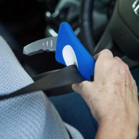 Portable Vehicle Support Handle Car Door Assist Bar Latch Assist Grab Auto Cane with Window Breaker eat Belt Cutter for Adults Seniors, Car Door Grip and Emergency Safety Tools in Saudi Arabia