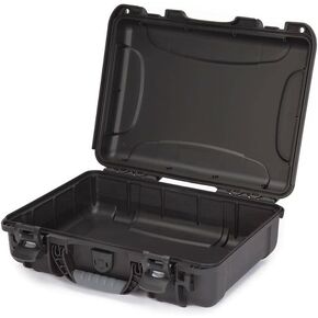 Nanuk Medium Series 910 Lightweight NK-7 Resin Waterproof Case with Foam, Black
