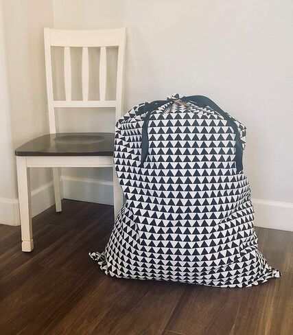 أكياس هدايا قماشية قابلة لإعادة الاستخدام (مجموعة أكياس سانتا مقاس XXL، مربعات وخطوط) مجموعة من حقيبتين، مقاس 40 × 32 بوصة in Kuwait