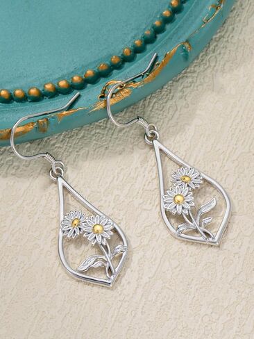 925 Sterling Silver Birth Flower Earrings Carnation/Violet/Daffodil/Daisy/Lily/Rose/Lotus/Poppy/Marigold/Holly Earrings Birth Month Flower Jewelry for Women in Saudi Arabia