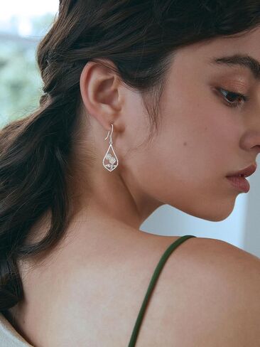 925 Sterling Silver Birth Flower Earrings Carnation/Violet/Daffodil/Daisy/Lily/Rose/Lotus/Poppy/Marigold/Holly Earrings Birth Month Flower Jewelry for Women in Saudi Arabia