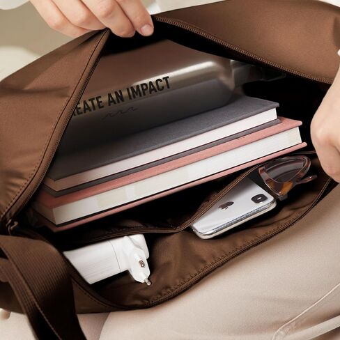 GOT BAG - حقيبة على شكل قمر كبيرة بحزام قابل للتعديل، حقيبة صديقة للبيئة مصنوعة من بلاستيك Ocean Impact المعاد تدويره ™ (لون أحادي اللون) in Saudi Arabia