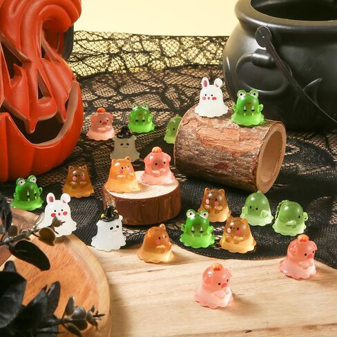 30pcs Halloween Mini Resin Animal, Tiny Small Figurine Animal Decor with Dinosaur 6 Styles for Micro Landscape Aquarium Dollhouse Miniature Accessories Potted Plant Birthday Cake in Saudi Arabia