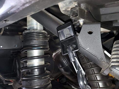 المنحرف 42600 مافريك X3 TieDown بين قوسين in Saudi Arabia