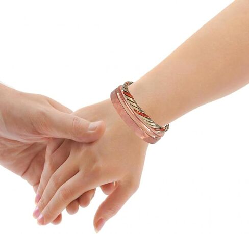 سوار النحاس Touchstone النمط التبتي. تم تشكيلها يدويًا بسوار مجوهرات نحاسي صلب وعالي القياس للنساء والرجال. مجموعة من التصاميم المختلفة in Kuwait