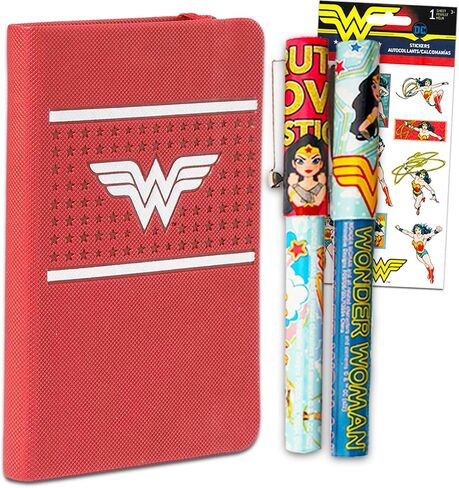 مجموعة قرطاسية Wonder Woman للبالغين - حزمة مع مجلة Wonder Woman الصغيرة والأقلام والملصقات | مستلزمات مكتب ووندر وومان in Saudi Arabia