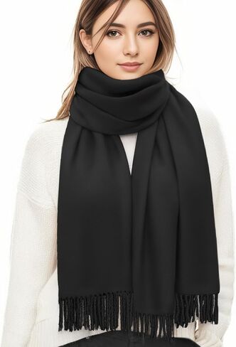سارف شتوي للنساء، أوشحة دافئة صلبة للسيدات خفيفة الوزن، شالات طويلة تلتف بلون نقي للطقس البارد in Saudi Arabia