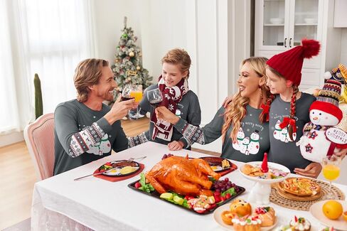 Ekouaer Family Christmas Pajamas Matching Sets Soft Long Sleeve Couple Pjs Xmas Sleepwear Holiday Lounge Set in Kuwait