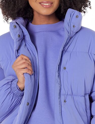Amazon Essentials Women's Crop Puffer Jacket (Available in Plus Size) in Saudi Arabia