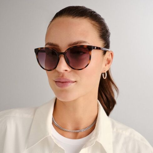 نظارات شمسية للنساء من Le Specs Armada، أسود/دخاني، مقاس واحد in Kuwait