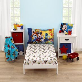 Marvel The Avengers I Am A Hero Blue, Green, Red, and Yellow 2 Piece Toddler Sheet Set - Fitted Bottom Sheet, and Pillowcase