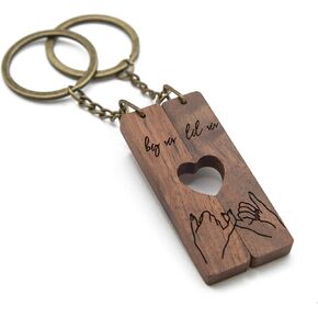 MUUJEE Wooden Heart Cutout Keychain Set - Avocado Sisters Key Rings Bag Charm for Two Sis Bff Best Friends Matching