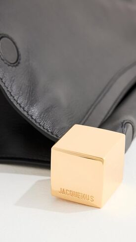 حقيبة كلاتش لا بوشيت روند كاريه للسيدات in Kuwait