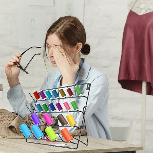 حامل خيط مثبت على الحائط على سطح الطاولة، 28 بكرة خيط منظم بكرات معدنية لخيوط الخياطة، حامل خيط تخزين خيط الخياطة لخياطة اللحف وخيوط الخياطة باللون الأسود in Kuwait