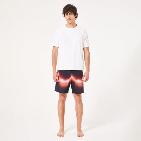 Oakley Men's Repreve Ellipse Short Sleeve Rashguard in Saudi Arabia