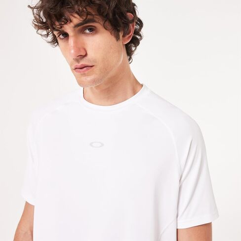 Oakley Men's Repreve Ellipse Short Sleeve Rashguard in Saudi Arabia