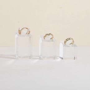 GemeShou 3pcs Clear Ring Jewelry holder for show, Acrylic Jewelry ring display stand for selling, Transparent Ring storage stands【Acrylic ring holder- set of 3】