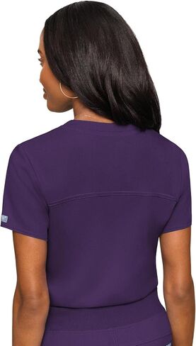 طقم تنظيف نسائي من Med Couture مع توب مقشر برقبة على شكل حرف V MC7448 وبنطلون قابل للتمدد في اتجاهين 7710، باذنجاني - توب M/بنطلون صغير الحجم in Saudi Arabia