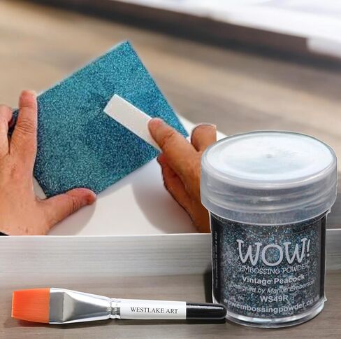 مسحوق منقوش رائع، لون أزرق مخضر طاووس عتيق مع بريق أزرق وأخضر، مع فرشاة طلاء بألوان مائية - مسحوق حرفي عالي الجودة ومتعدد الاستخدامات لصنع البطاقات وسجلات القصاصات [عبوة من قطعتين] in Kuwait
