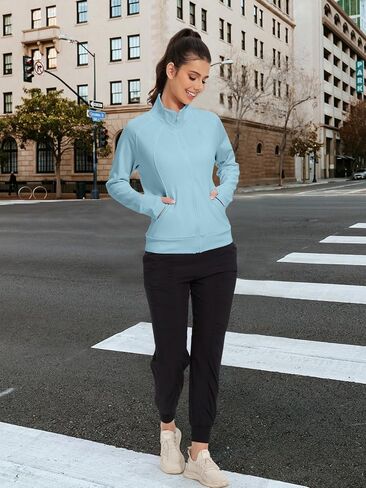 Women's Jacket Lightweight Zip Up Long Sleeve Workout Set With Thumb Holes in Saudi Arabia