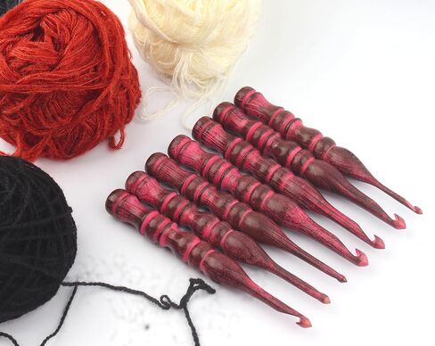 Handmade Ergonomic Wooden Crochet Hooks, (Set of 7) Crochet Hook for Arthritic Hands, Smooth and Comfortable Grip Handle, Knitting Yarn Gift for Her (Green), MEDIUM, WCH 02 in Saudi Arabia