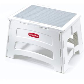 Rubbermaid RM-PL1W Folding 1-Step Plastic Step Stool, Lightweight & Anti-Slip, 300 lb Capacity, White