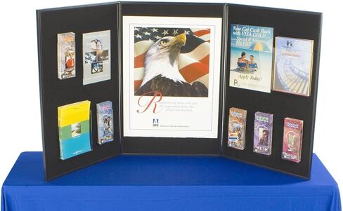 لوحة عرض ثلاثية الطي مكونة من 3 لوحات، مقاس 72 × 36، مزودة بخطاف أسود وقماش قابل للحلقة وسبورة بيضاء للكتابة in Kuwait