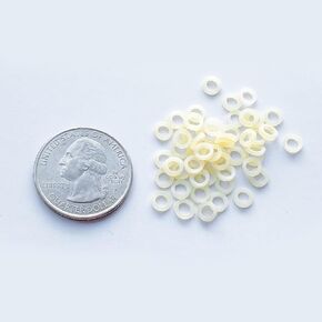 Magic Elastics, 50 Small Rubber Bands for Folding Coins and Gaff Coins with a Hinge Mechanism, Elastics for Magic Coins, pack of 50 Elastics