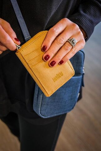 HAIKU Sprout Wallet, Lightweight Small Wristlet Wallet with Zippered Pouch, RFID Pockets, and Removeable Wrist Strap, Honeycomb in Kuwait