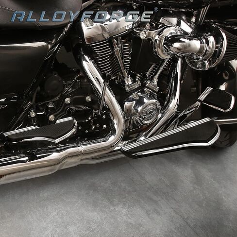 Defiance Chrome floorboards for Harley Davidson with heel-toe shifter Lever highway footrests for touring bagger street road glide road king softail Fatboy FLST models (CHROMED) in Kuwait