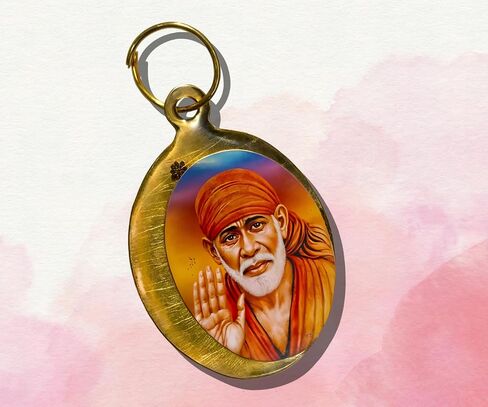 Round Lord Sai Baba Photo Golden Locket Pendant for Men and Women in Saudi Arabia